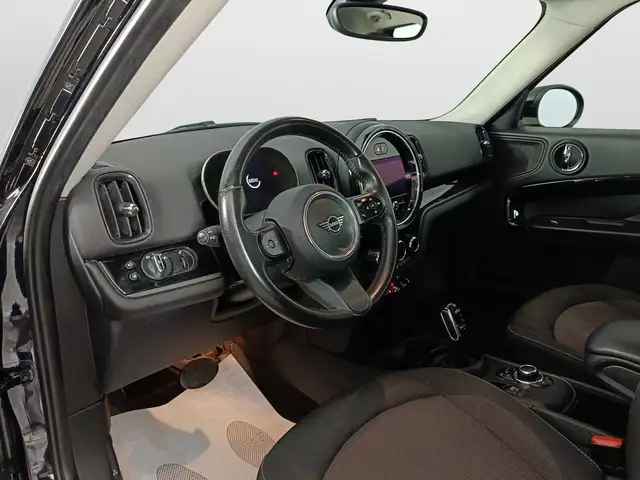 Mini Countryman view 7