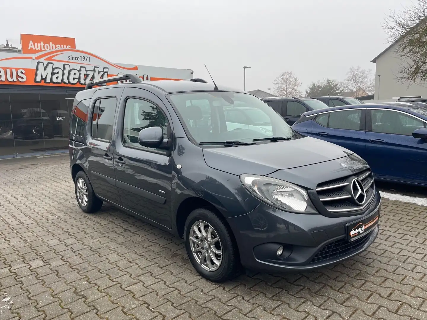 Mercedes-Benz Citan 112 Tourer*Klima*SHZ*PDC*1.Hand*Tempomat* Gris - 2