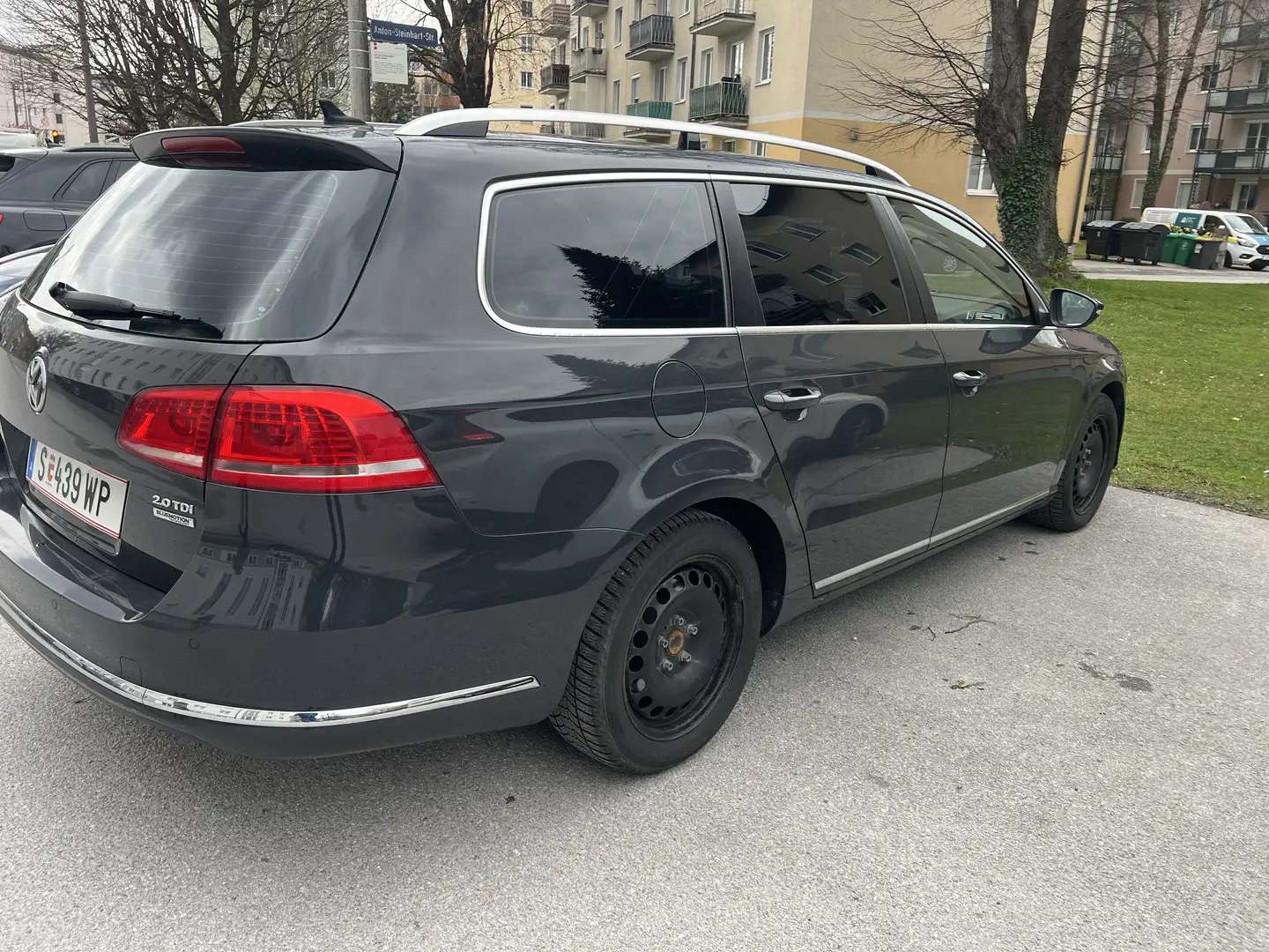 Volkswagen Passat TDI Grau - 2