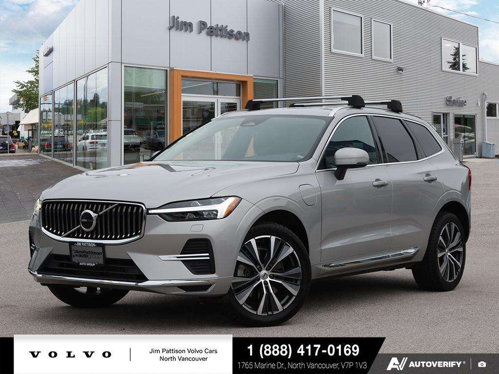 2022 Volvo XC60 T8 eAWD PHEV Inscription Expression - HOV Access!