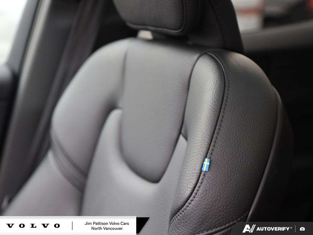 2022 Volvo XC60 T8 eAWD PHEV Inscription Expression - HOV Access! thumb 24