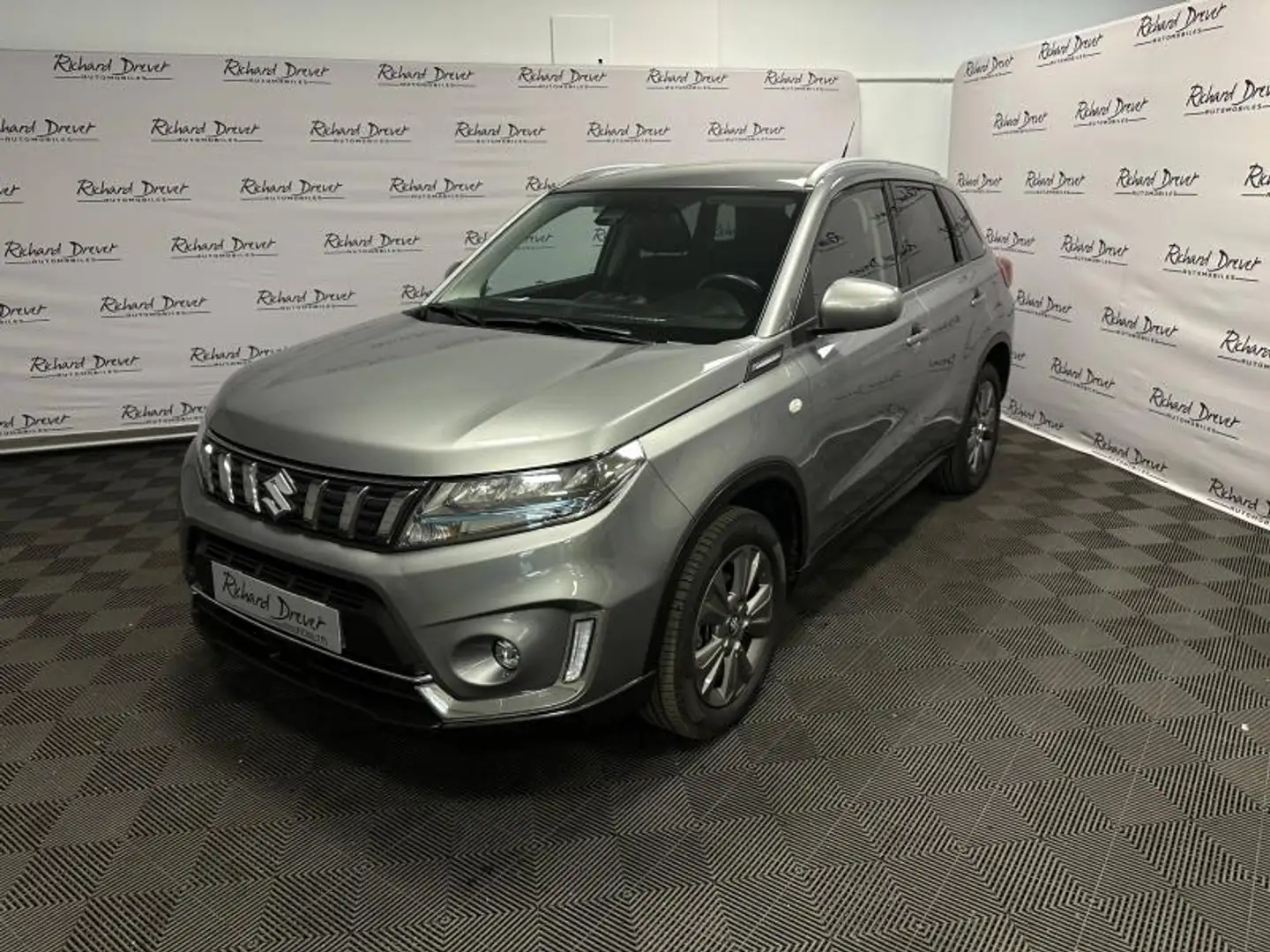 Suzuki Vitara 1.5 Dualjet Hybrid 115ch Privilège Auto MY24 Gris - 1