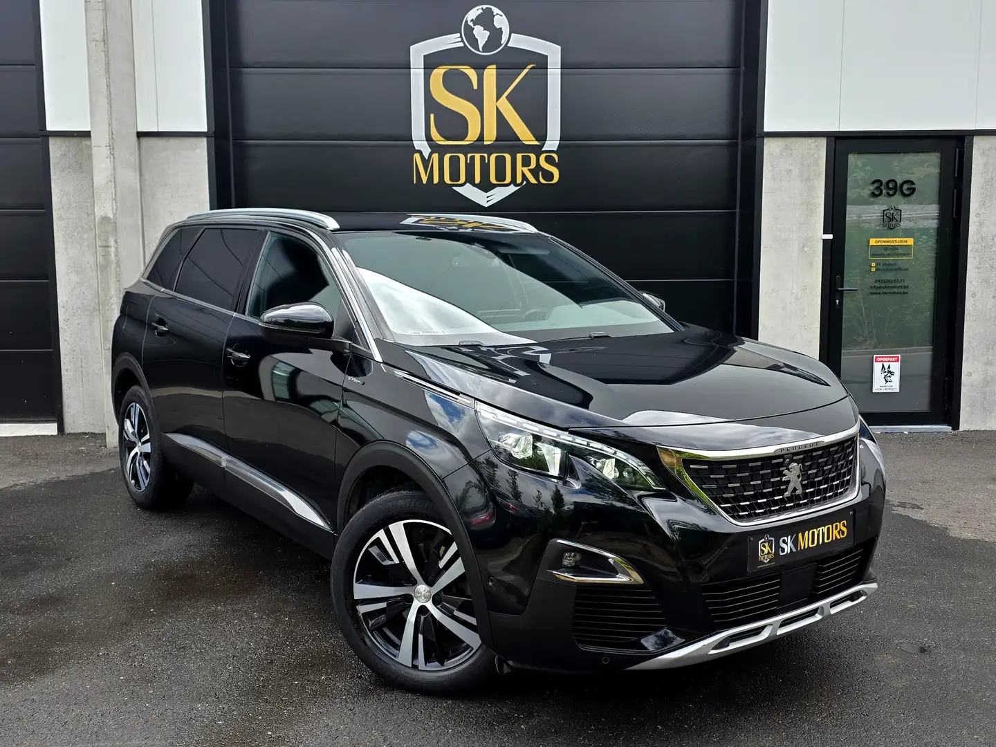 Peugeot 5008 1.6THP GT-LINE 7 Pl.  Carplay 360° LaneA DodeH Zwart - 1