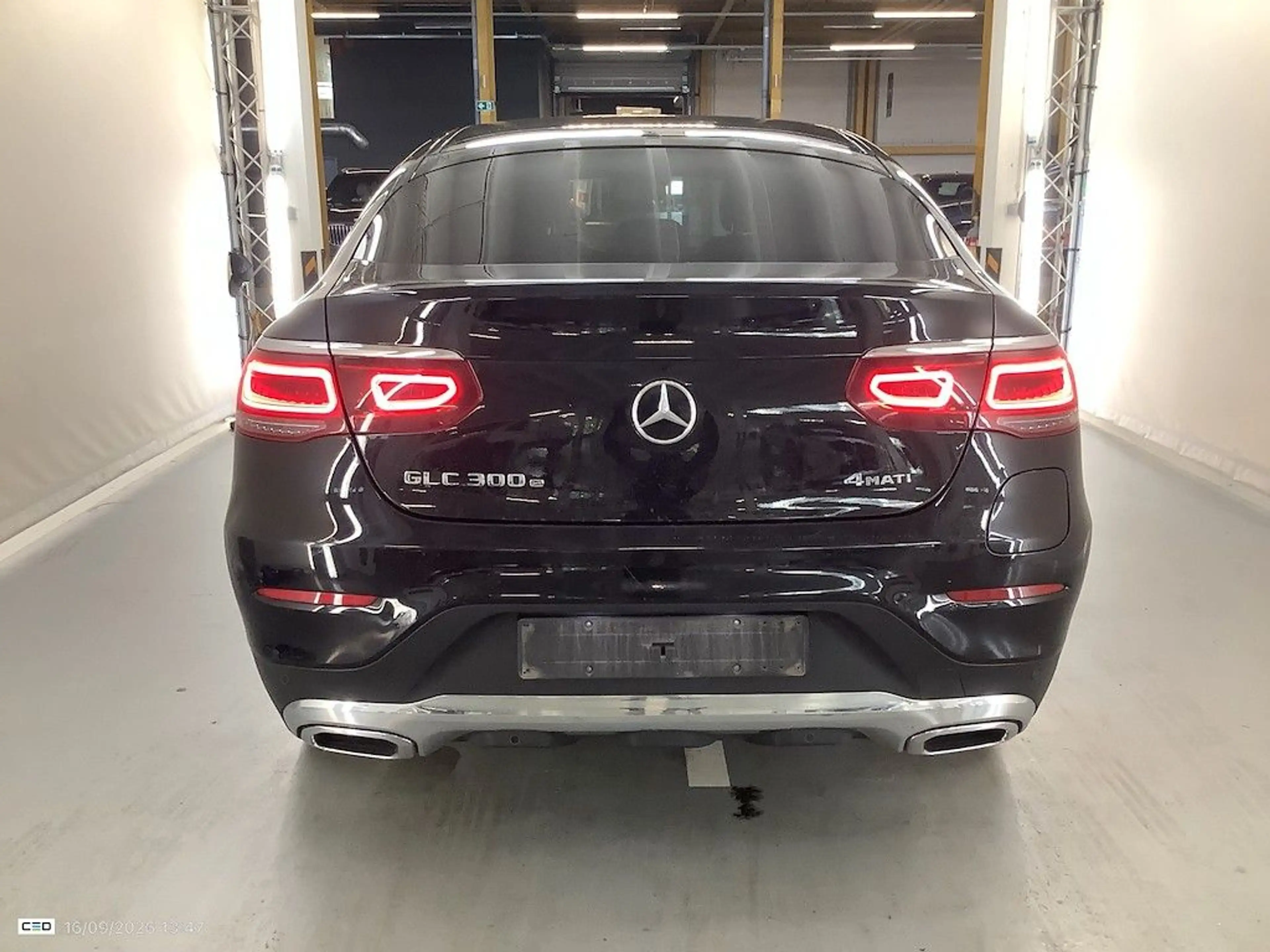 Mercedes-Benz GLC 300 e Coupe 4Matic leder Pano Plug in Hibrid — photo 5