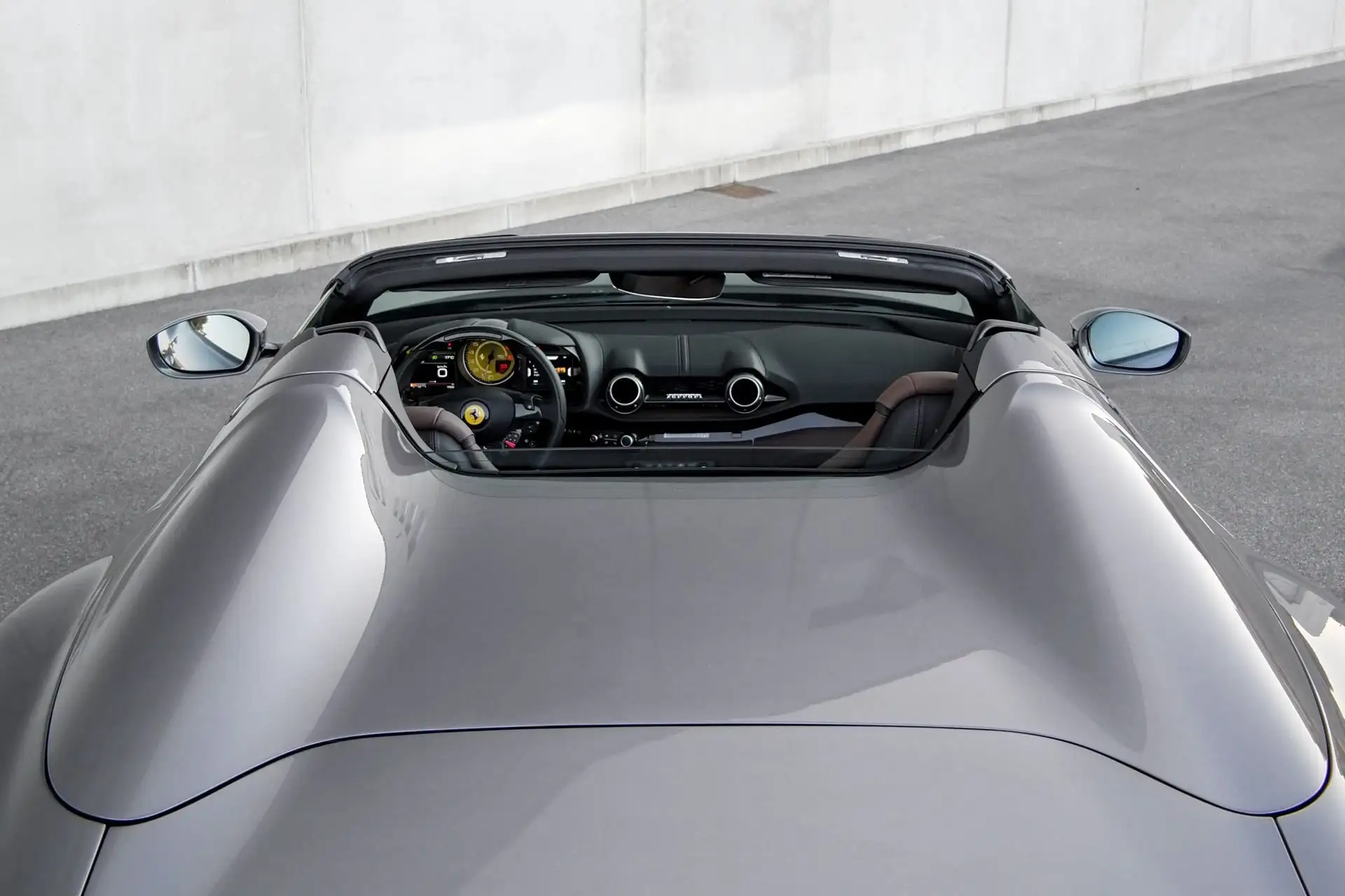 페라리 812 6.5 V12 2021 건메탈 사진 8