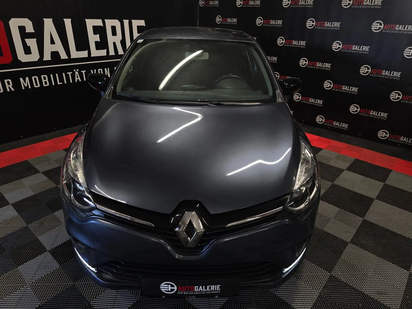 Renault Clio Clio Limited 1,2 16V 75 Expression - 2