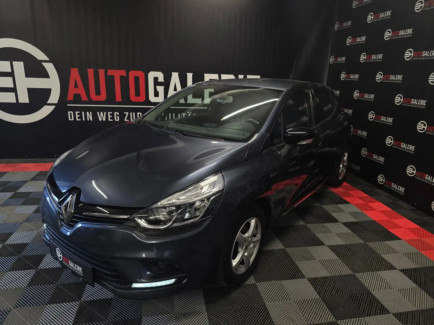 Renault Clio Clio Limited 1,2 16V 75 Expression - 1