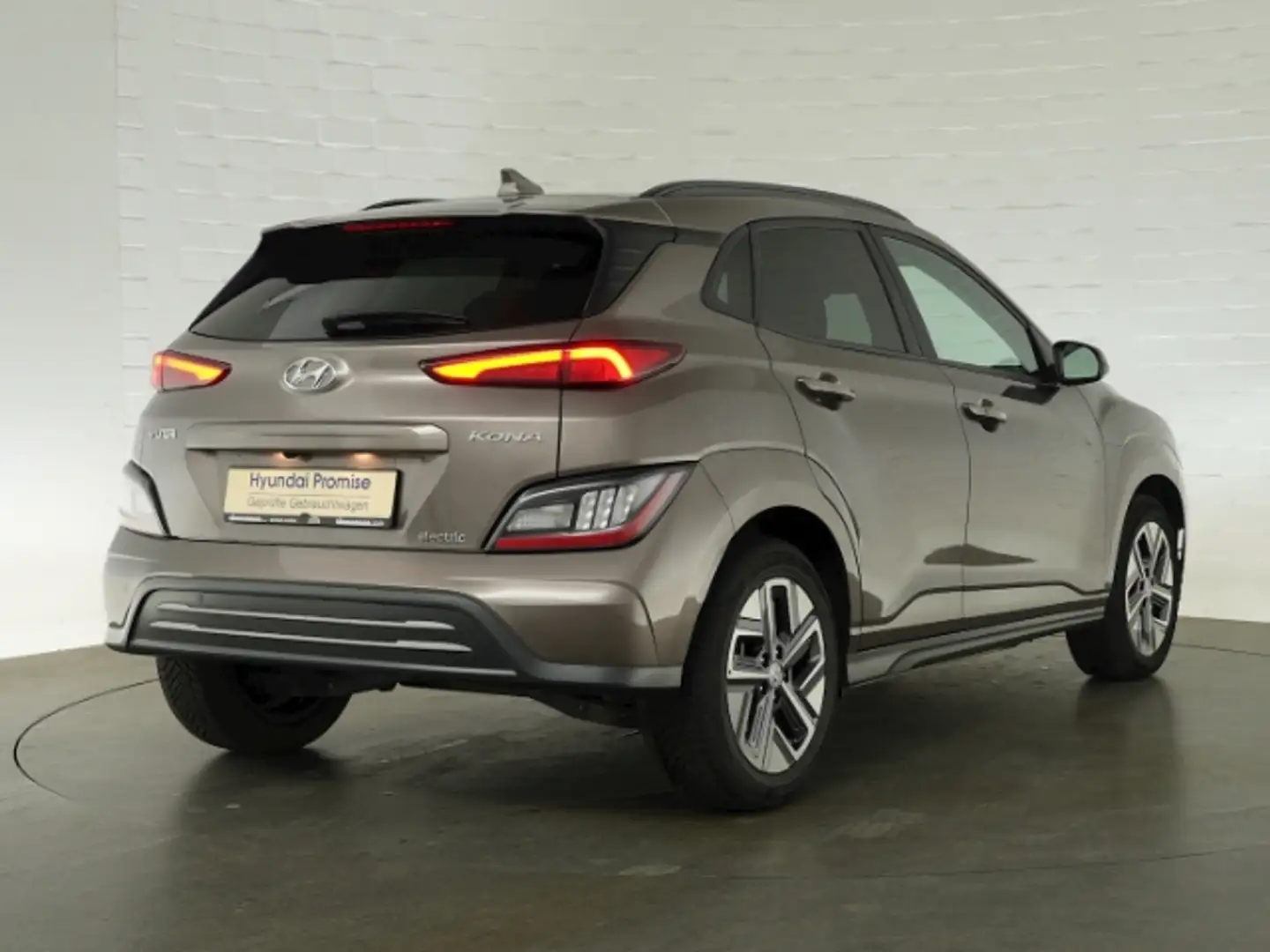 Hyundai KONA TREND 39,2 kWh+VOLL LED+RÜCKFAHRKAMMERA+SITZ-/LENK Bronze - 2