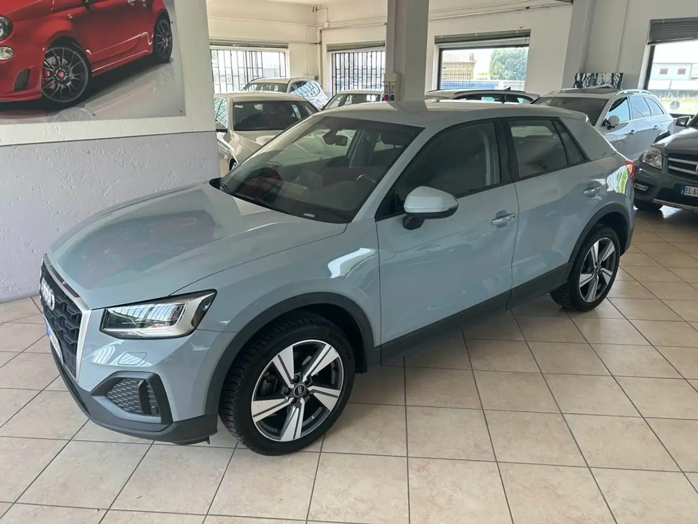 Audi Q2 35 TDI S tronic Admired Grijs - 1