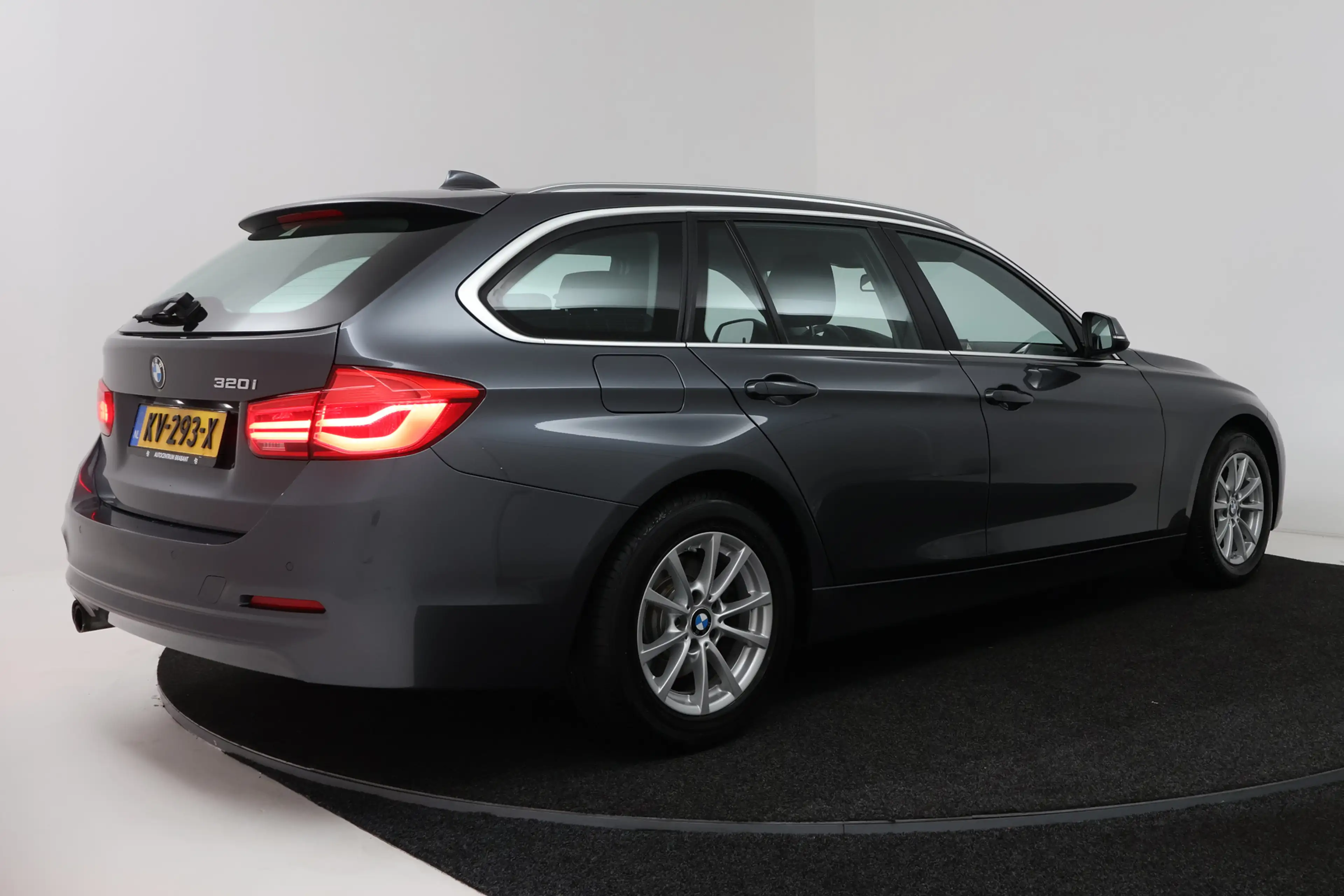 BMW 320 3-serie Touring 320i Centennial Executive (CRUISE — photo 12