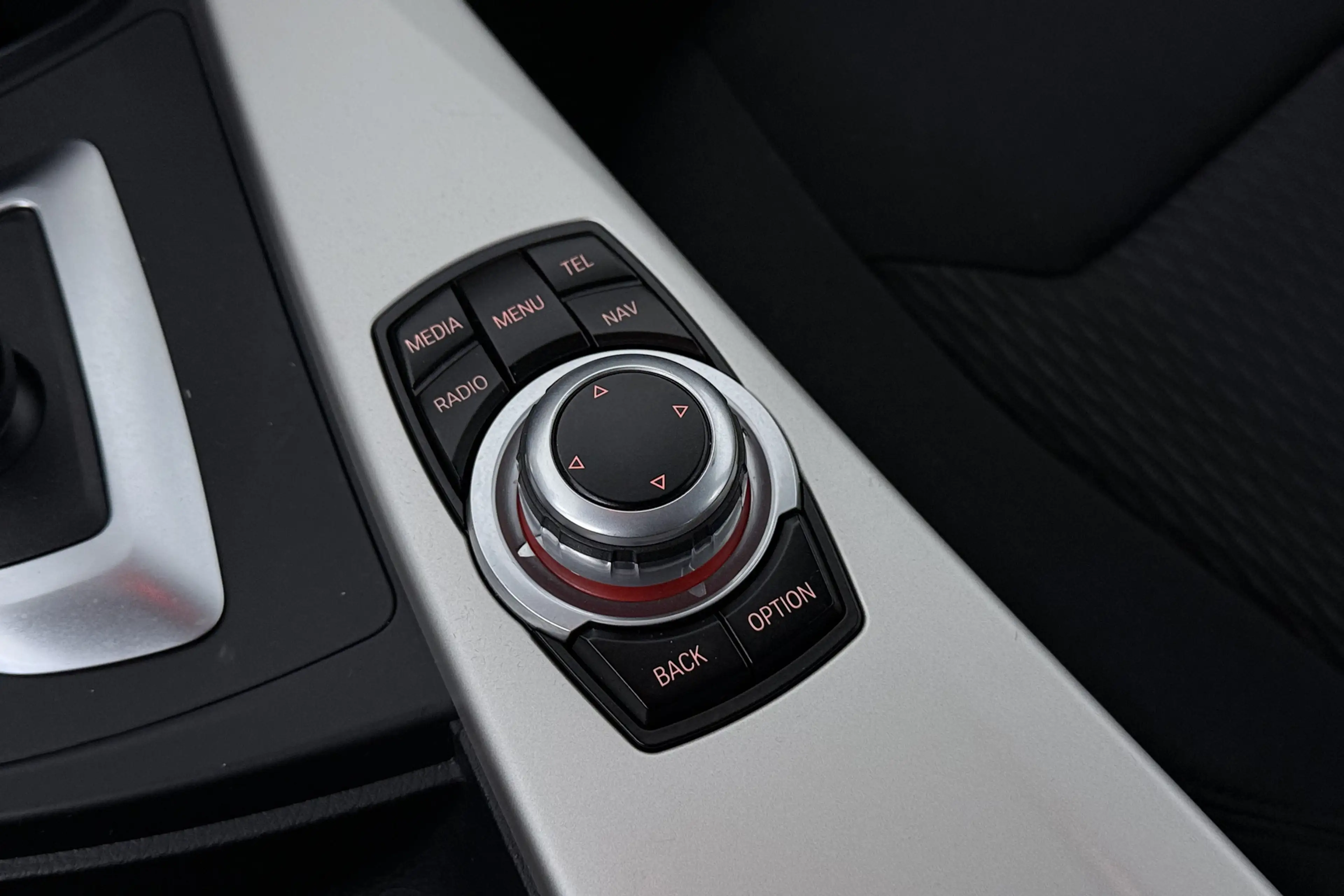 BMW 320 3-serie Touring 320i Centennial Executive (CRUISE — photo 17