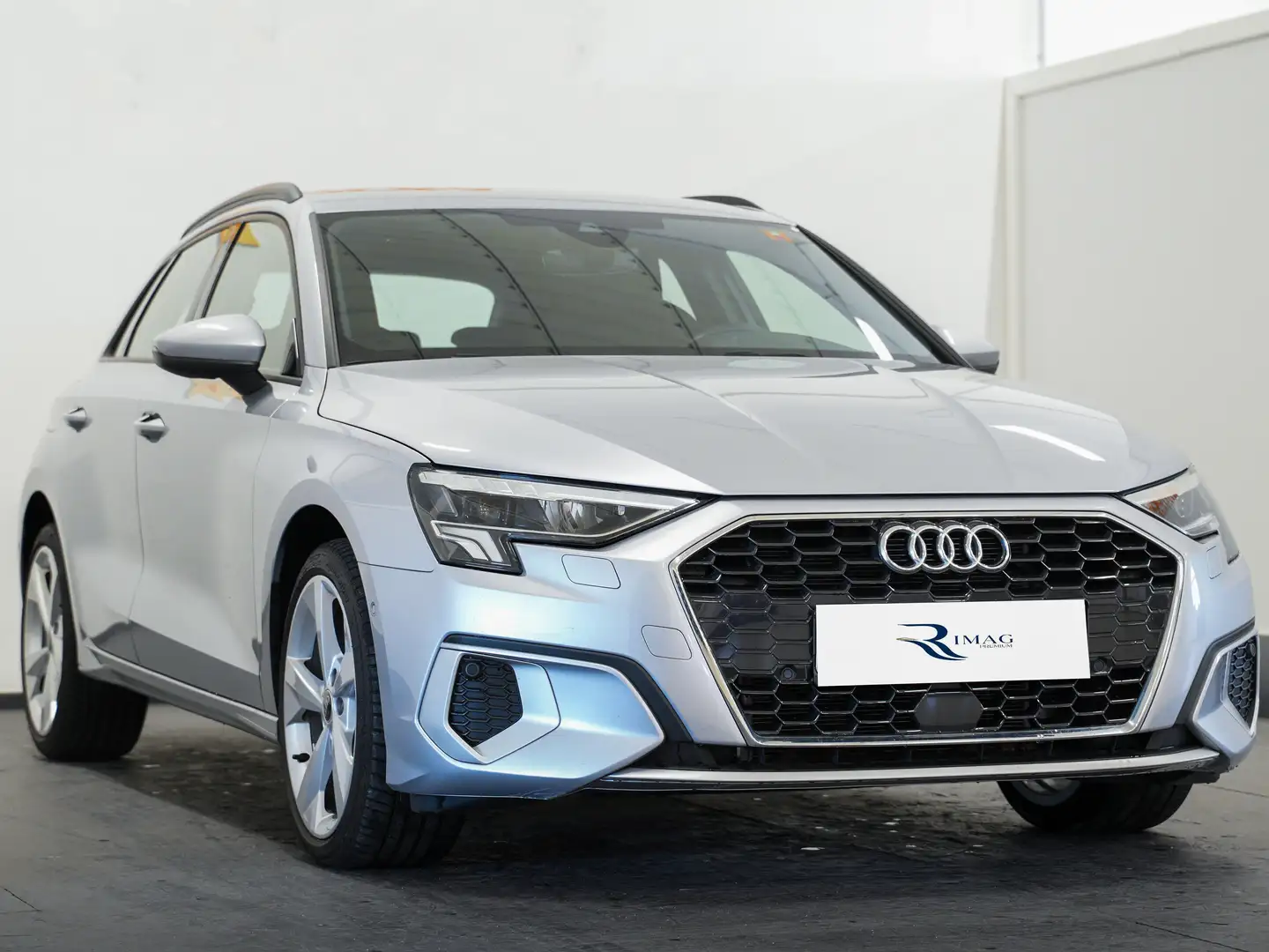 Audi A3 A3 Sportback 35 2.0 tdi Business Silber - 1