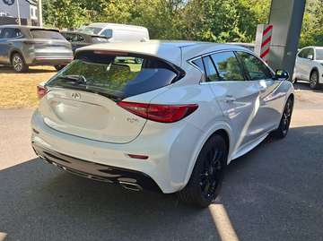 Q30 1.5d Premium