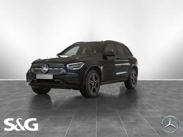 Mercedes-Benz GLC 300 de 4M AMG AHK+PANO+DISTRONIC+KEYLESS+19"