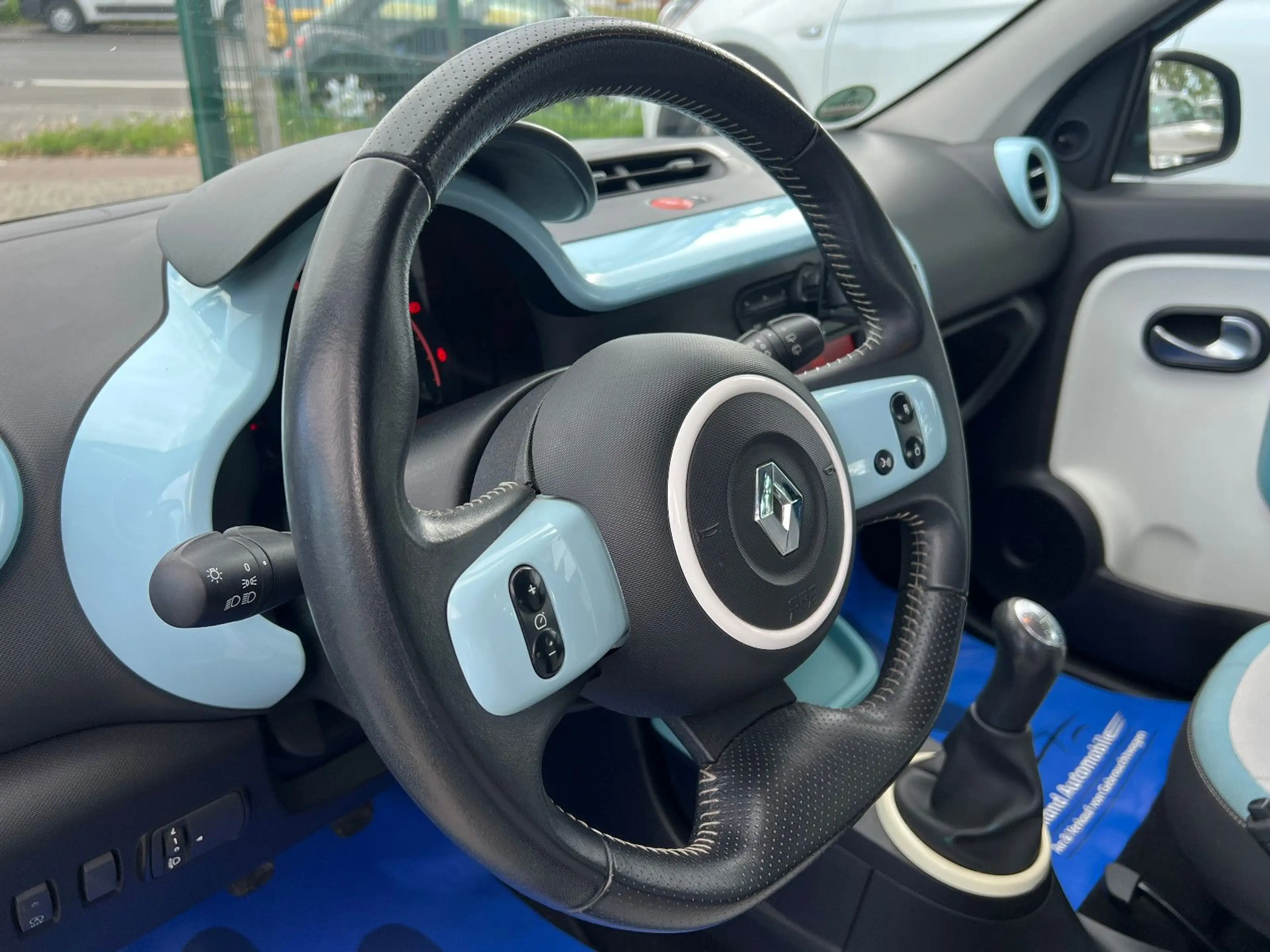 Renault Twingo Dynamique*Klima*SHZ*SD*PDC*TÜV NEU — photo 15