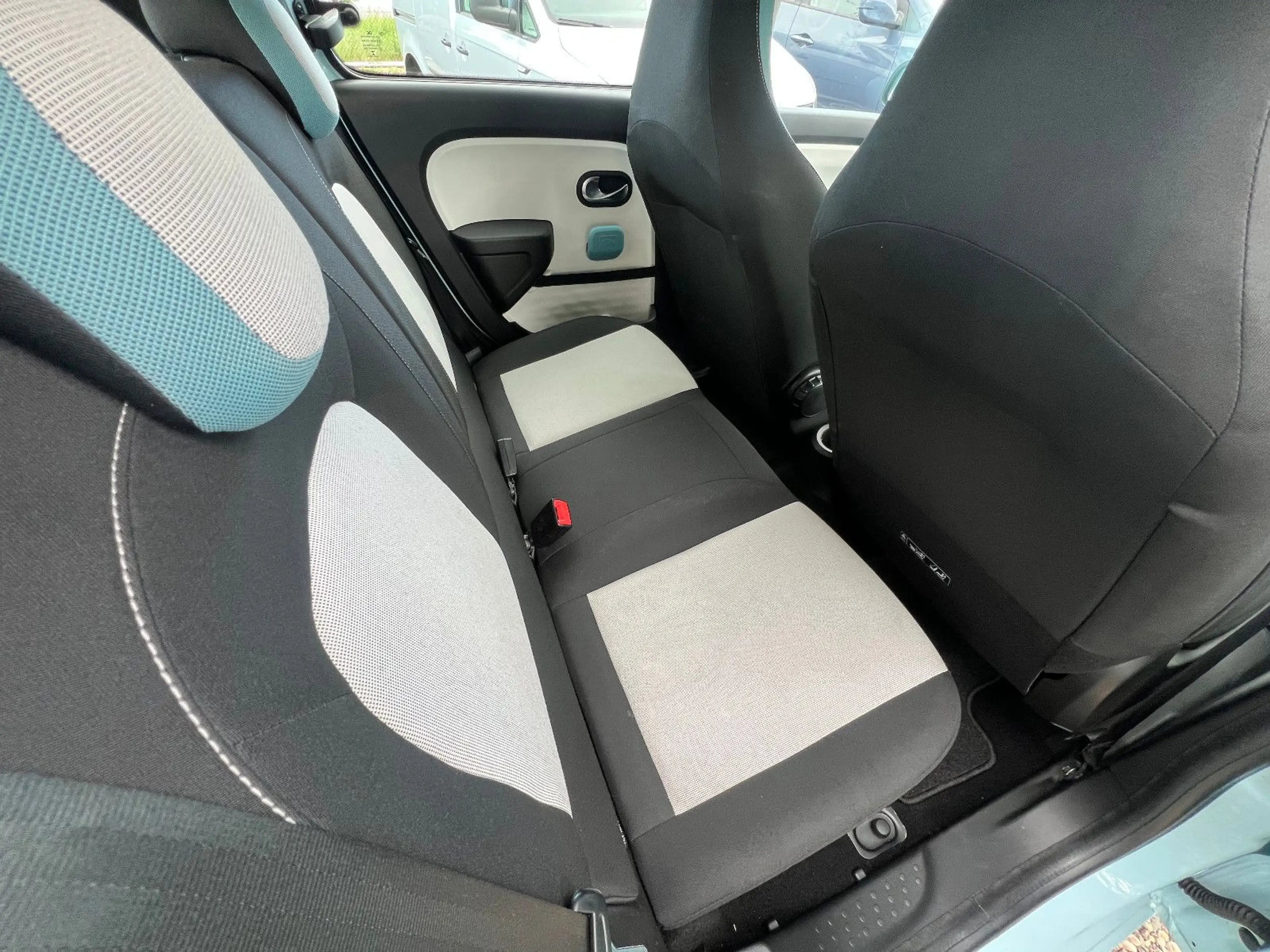 Renault Twingo Dynamique*Klima*SHZ*SD*PDC*TÜV NEU — photo 13
