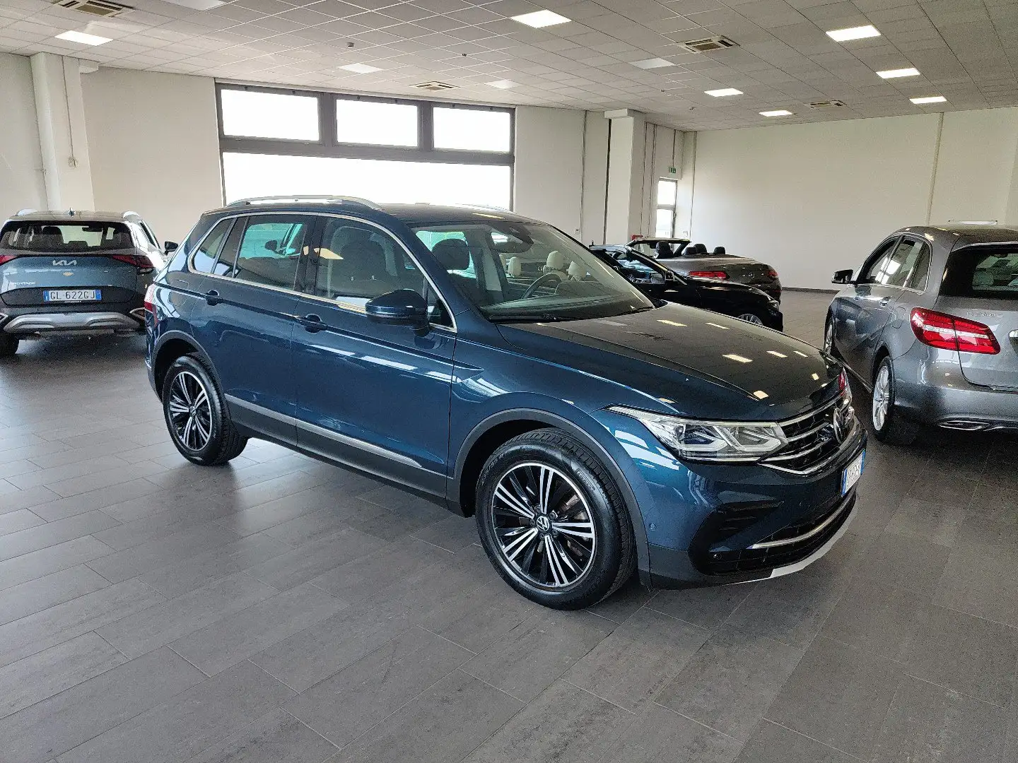 Volkswagen Tiguan 1.4 TSI e Hybrid Elegance DSG Navi FariLED Cerchi Blau - 2