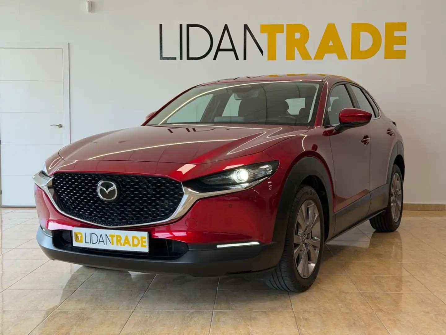Mazda CX-30 2.5L e-SKYACTIV G MHEV 103kW Centre-Line Rojo - 1