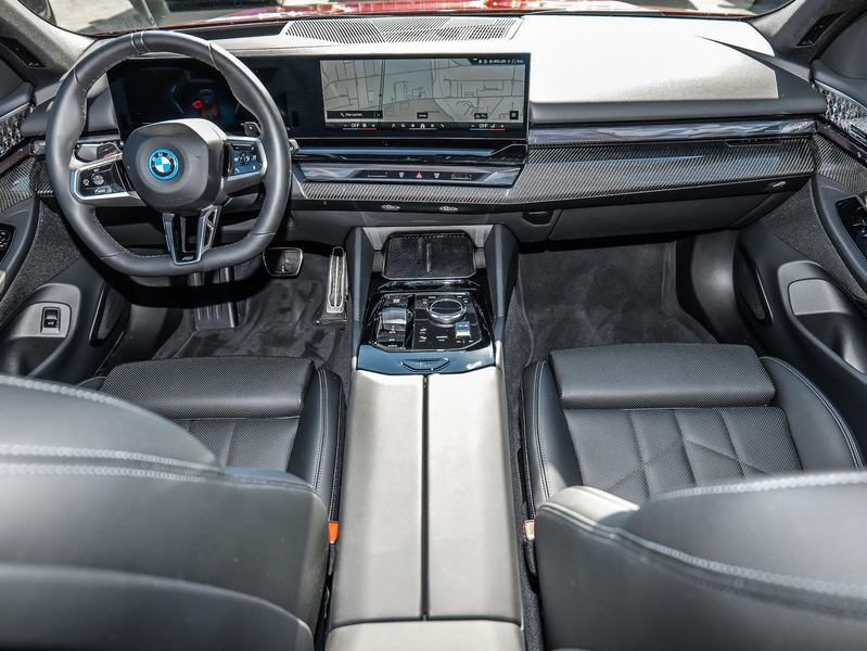 BMW 550 e xDrive Touring M Sport Pro HuD+Pano+Bowers&Wilki — photo 3