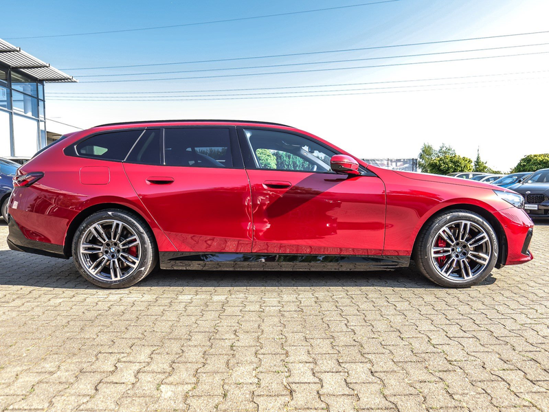 BMW 550 e xDrive Touring M Sport Pro HuD+Pano+Bowers&Wilki — photo 11