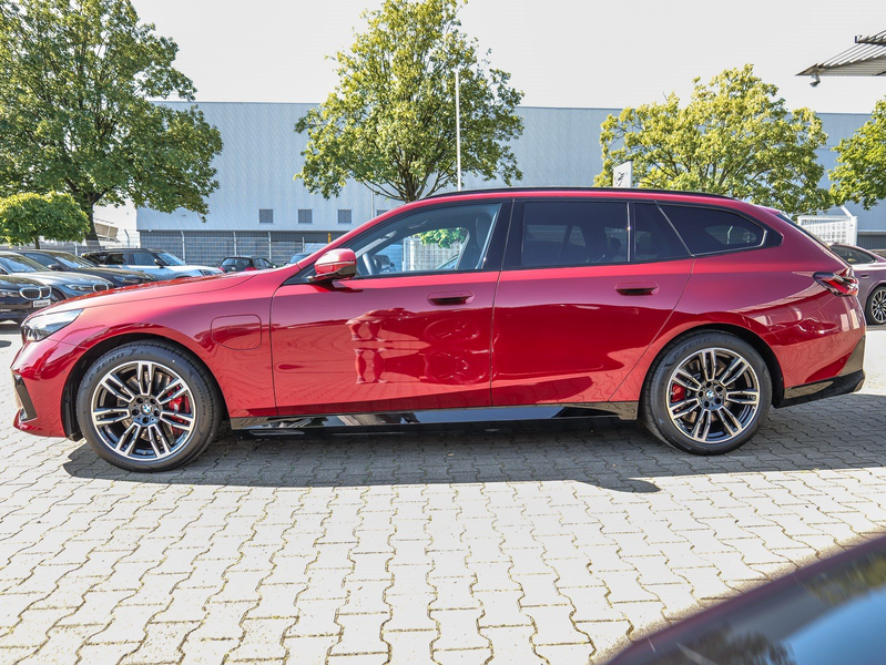 BMW 550 e xDrive Touring M Sport Pro HuD+Pano+Bowers&Wilki — photo 10
