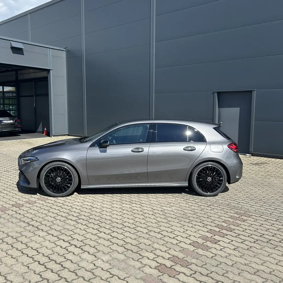 Mercedes-Benz A 200 A 200 AMG/Distr/KeyG/Standhzg/360/Memo/Multibeam siva - 2