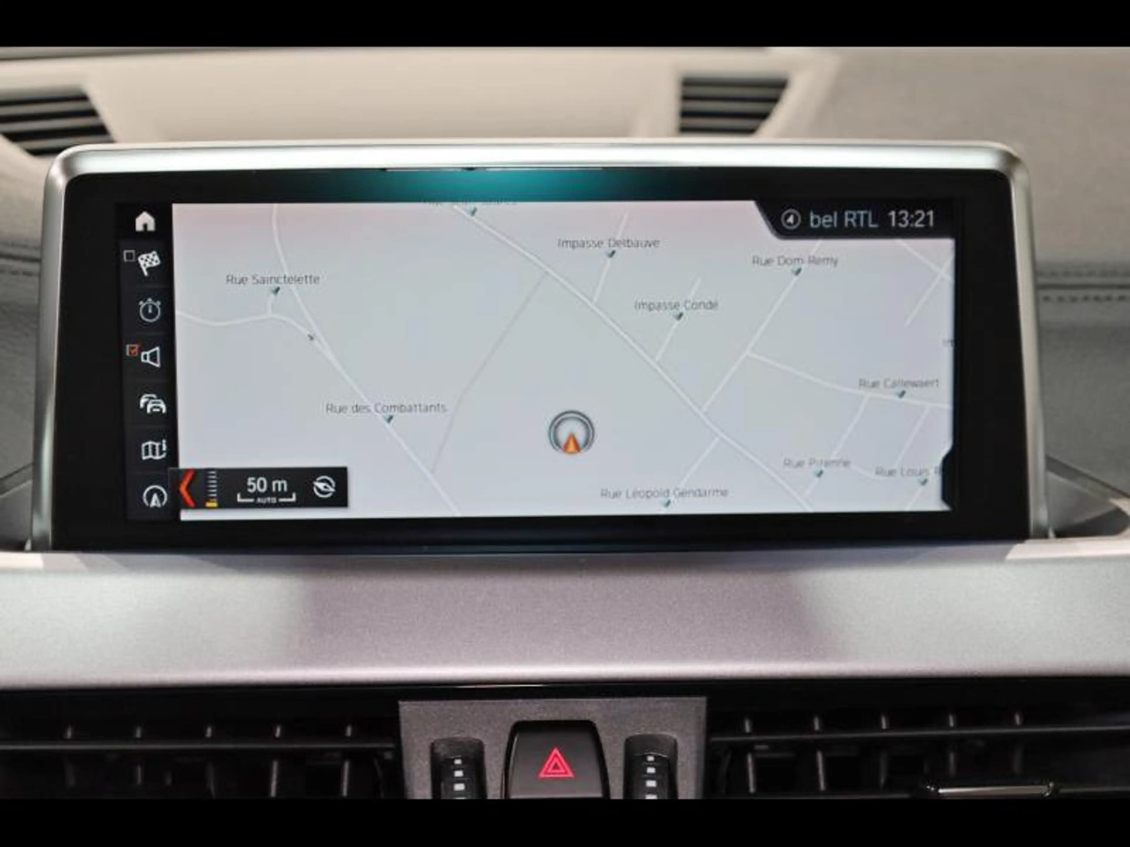 BMW X2 sDrive18i — photo 13