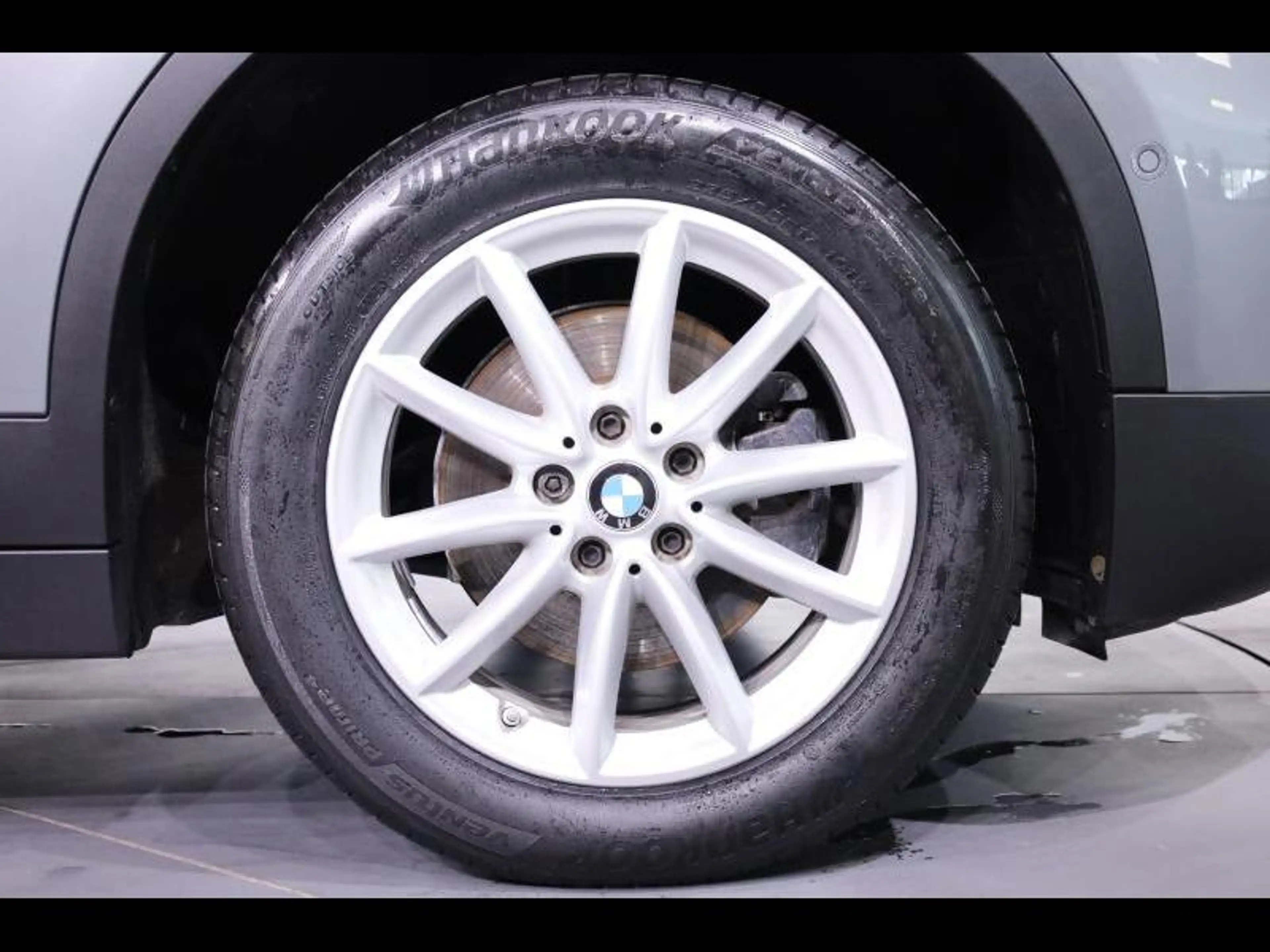 BMW X2 sDrive18i — photo 8