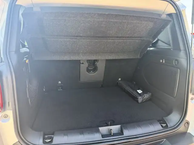 Jeep Renegade view 8