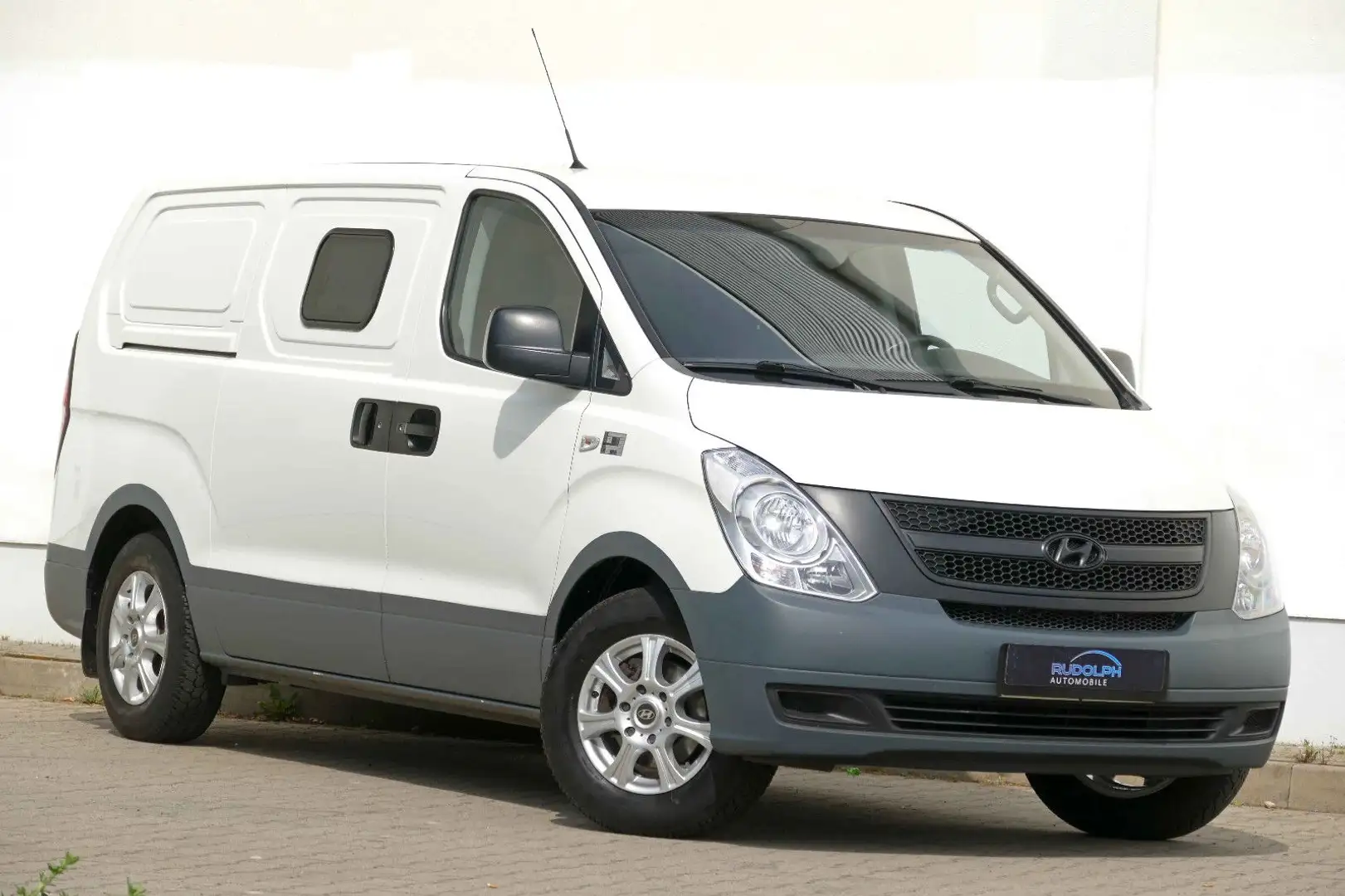 Hyundai H-1 2,5 Diesel BETT ° VORZELT °TÜV NEU °GARANTIE Fehér - 1