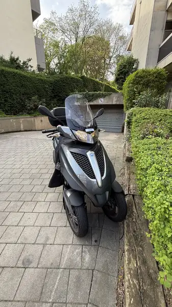 Piaggio MP3 - foto 4