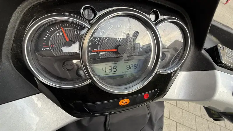 Piaggio MP3 - foto 7