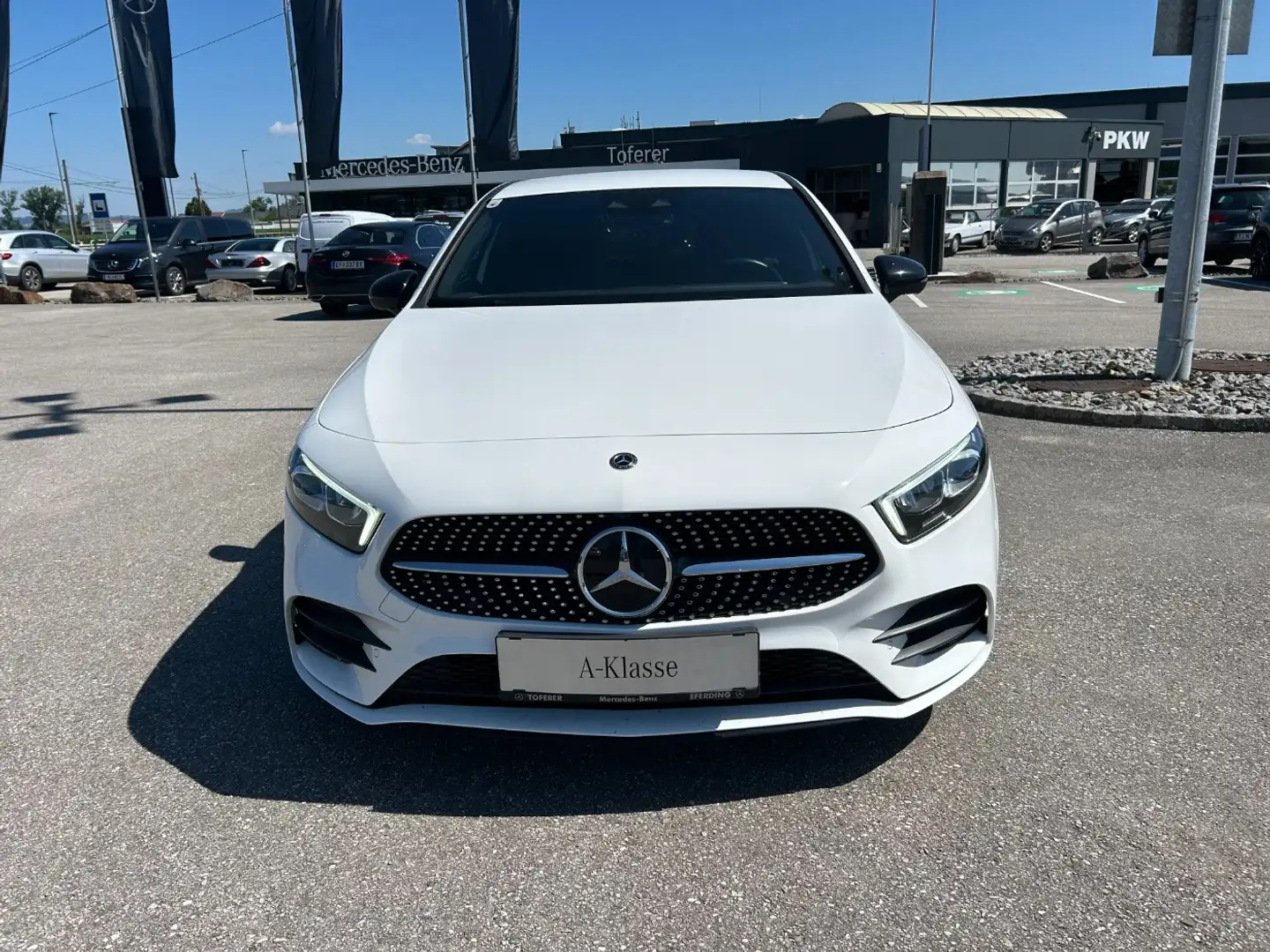 Mercedes-Benz A 180 Kompaktlimousine AMG Line AMG Night FAP Wit - 2