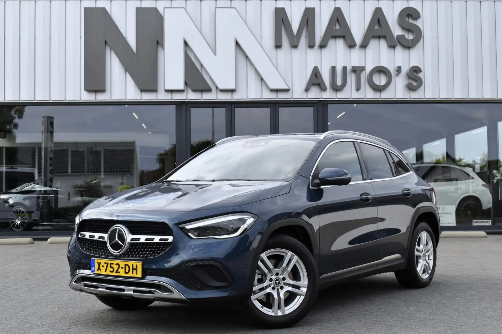 Mercedes-Benz GLA 250 e Progressive Distronic Carplay Blu/Azzurro - 1