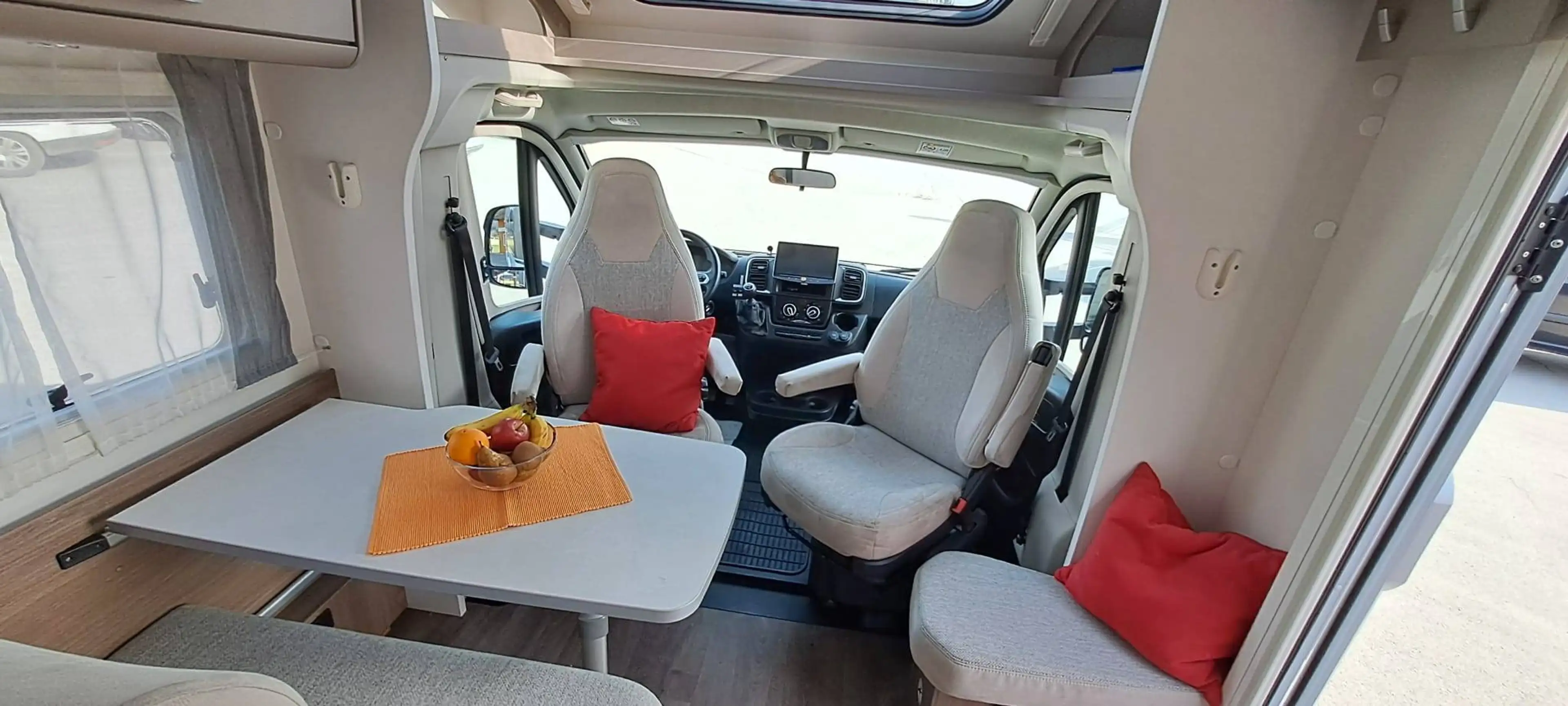 Caravans-Wohnm Carado T338 — photo 10