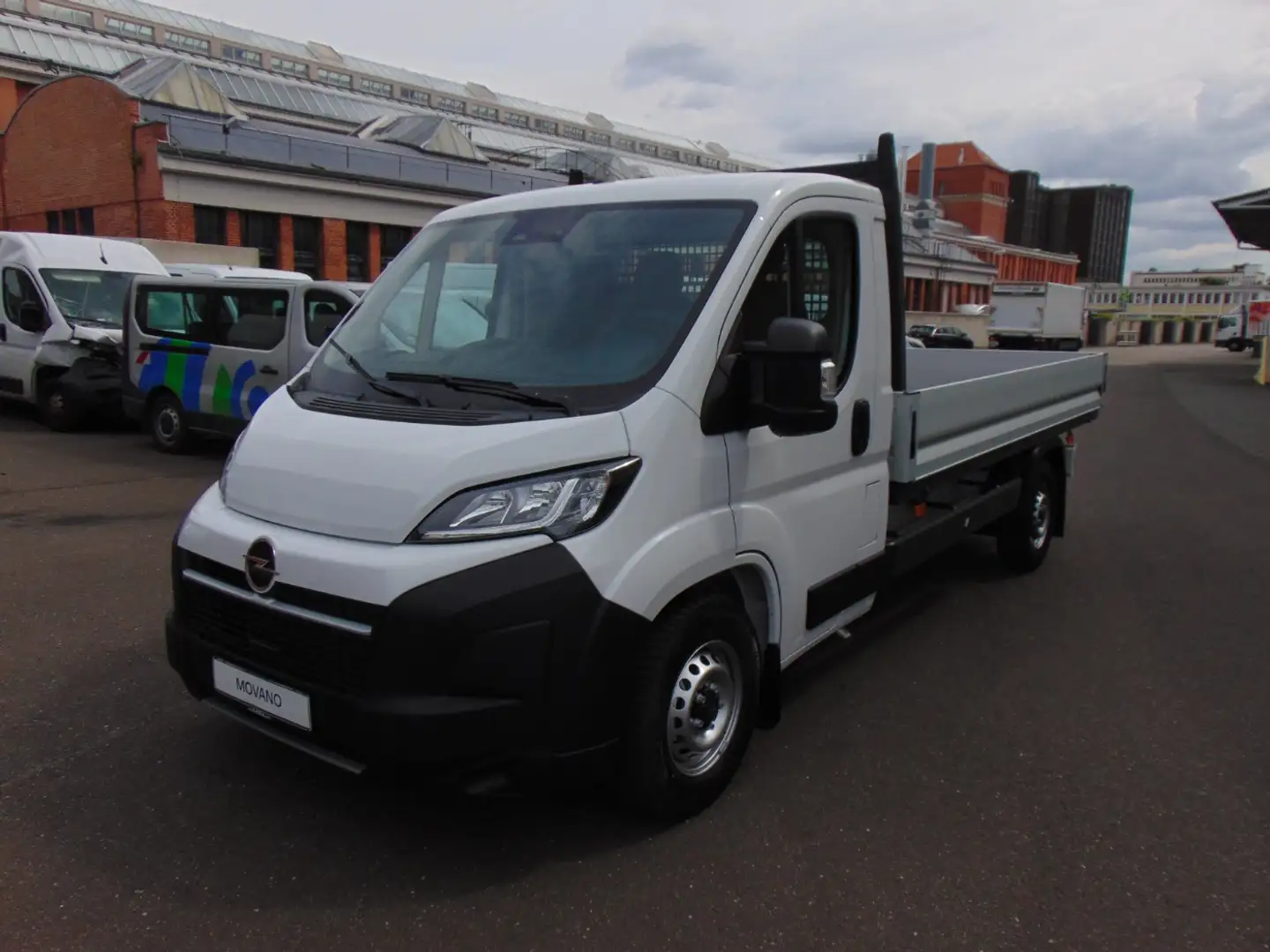 Opel Movano Pritsche 2.2 Blue-HDI L3 Allwetterreifen Wit - 2