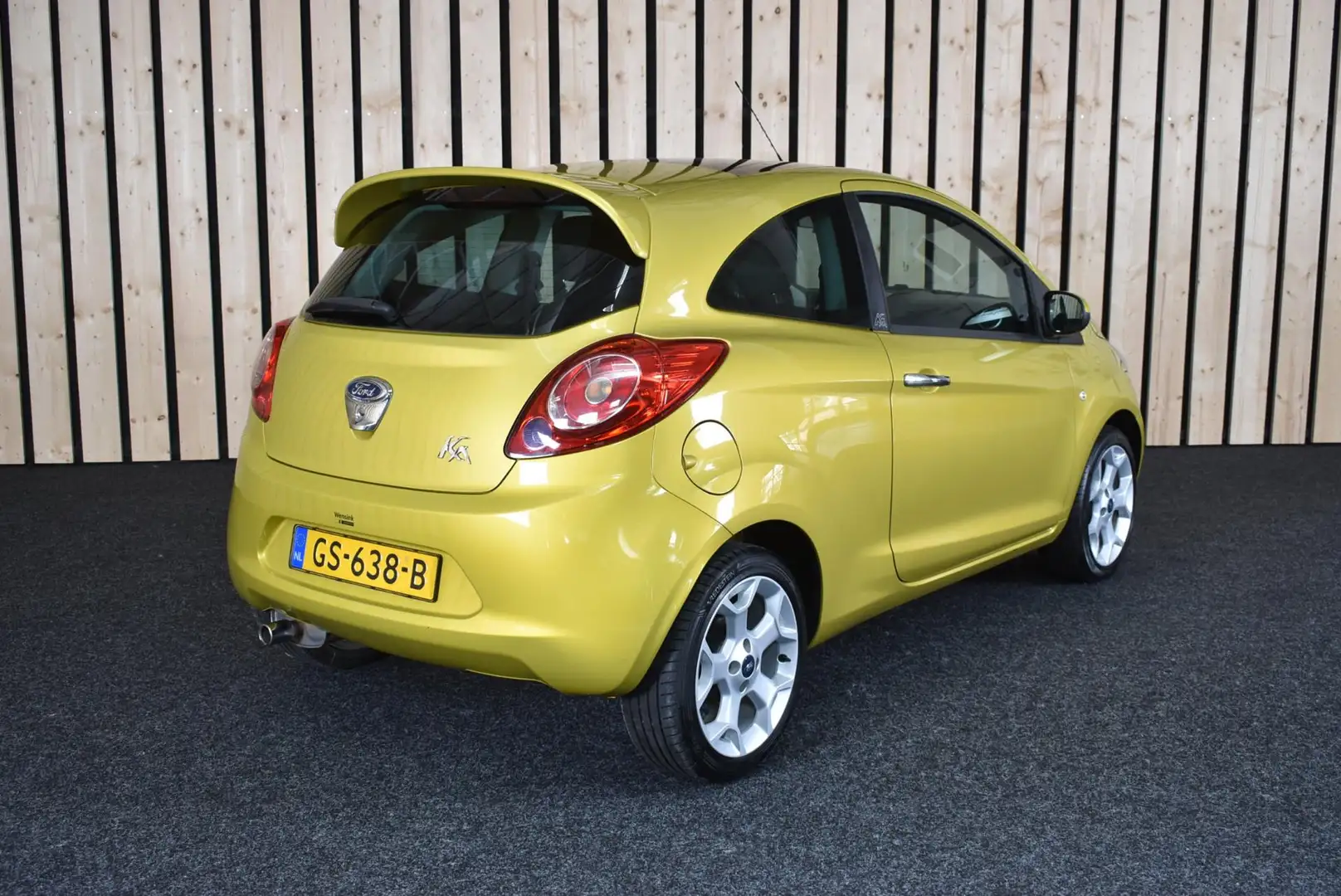 Ford Ka/Ka+ 1.2 Titanium X start/stop 1e eig. 118dkm Airco Pan Желтый - 2