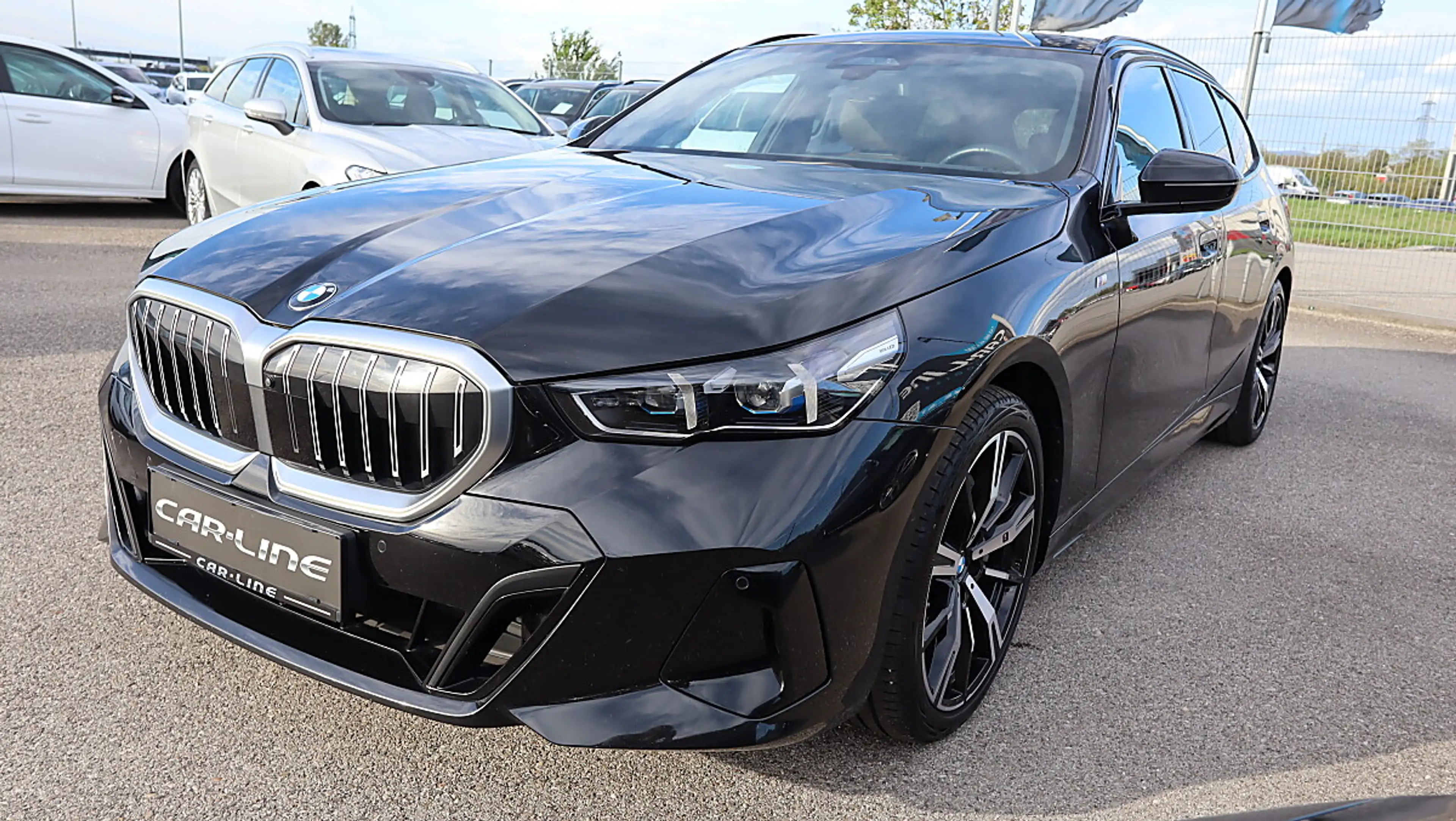 BMW 540 d xDrive Touring M Sport Driving Assistent Pro ... — photo 5