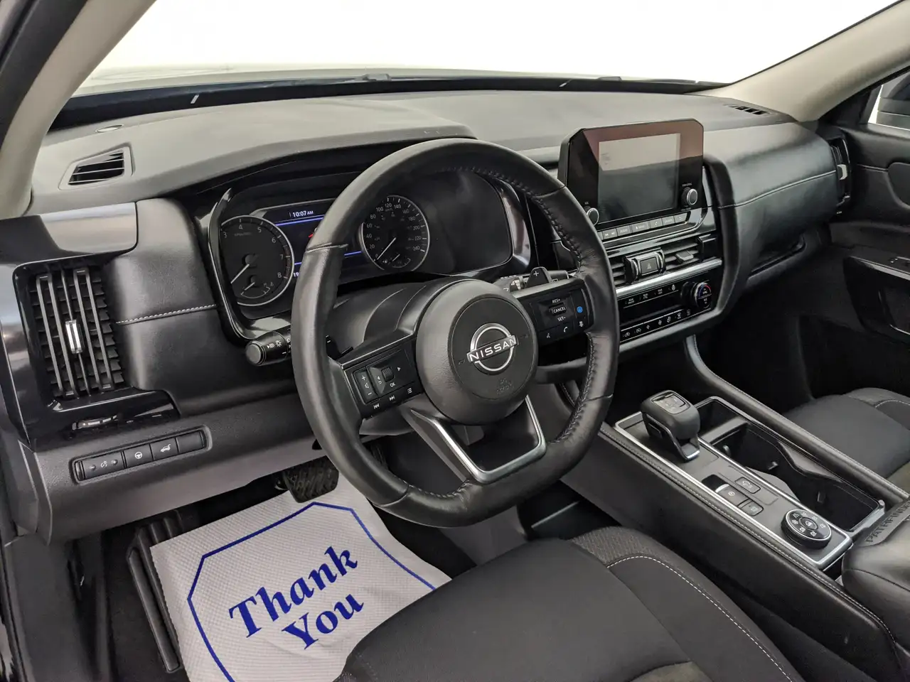 Nissan Pathfinder photo Nissan Pathfinder