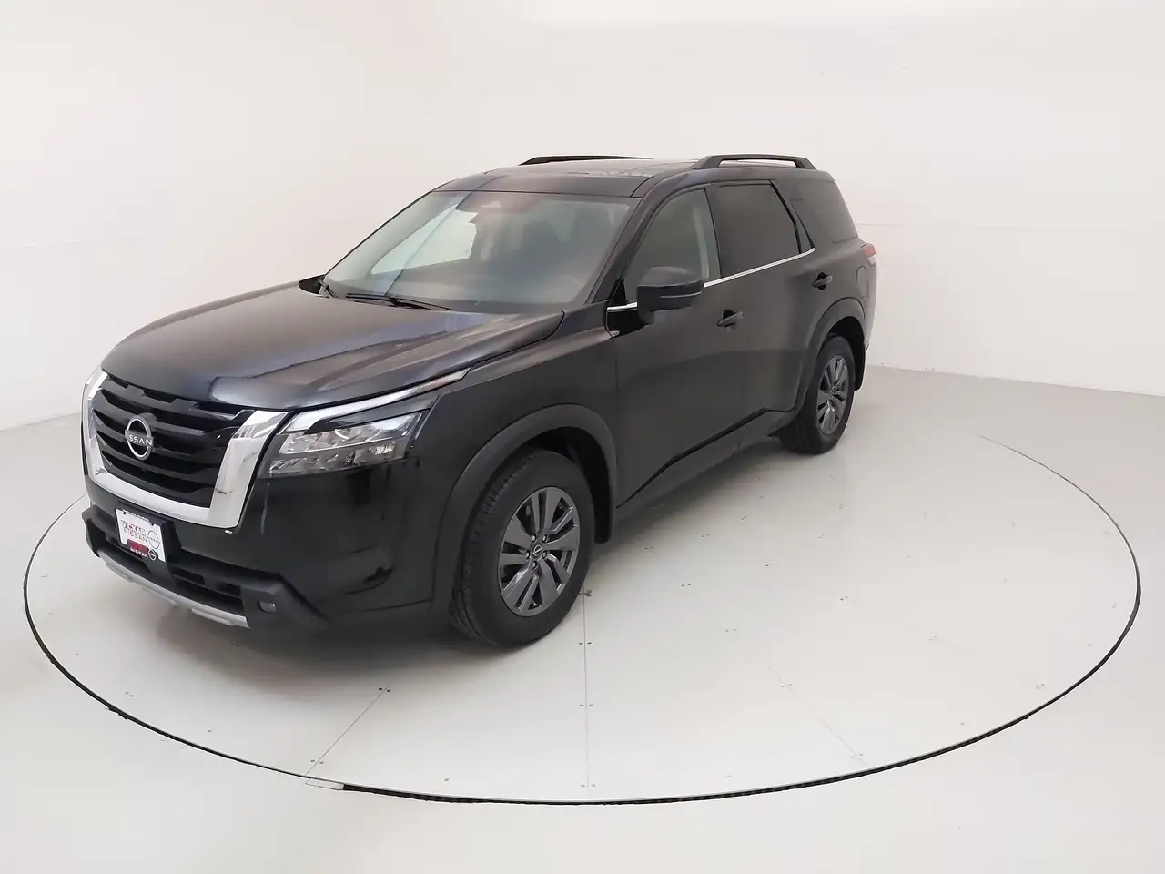Nissan Pathfinder photo Nissan Pathfinder