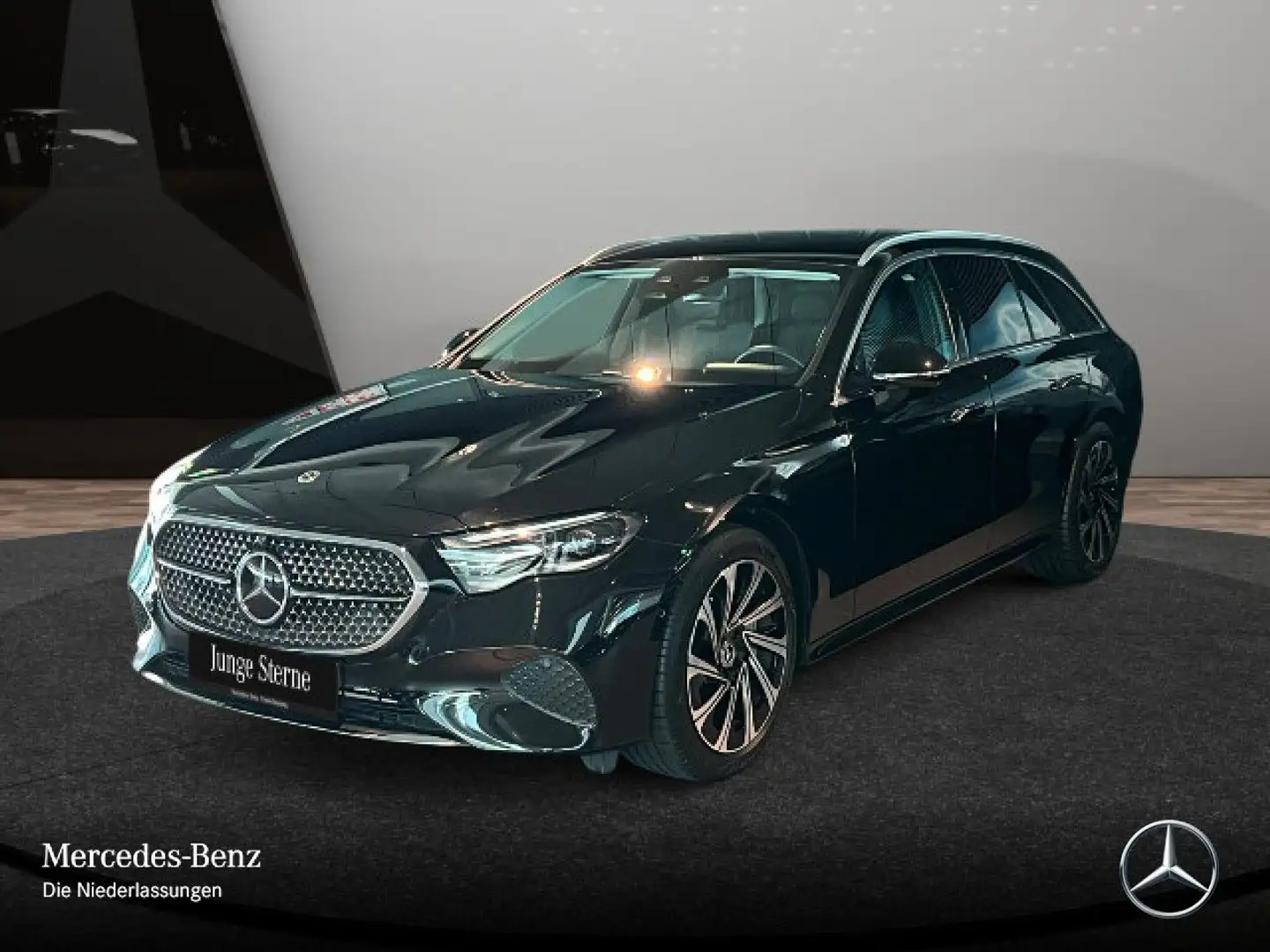 Mercedes-Benz E 220 d T Avantgarde Fahrass 360° Airmat Stdhzg 9G Schwarz - 2