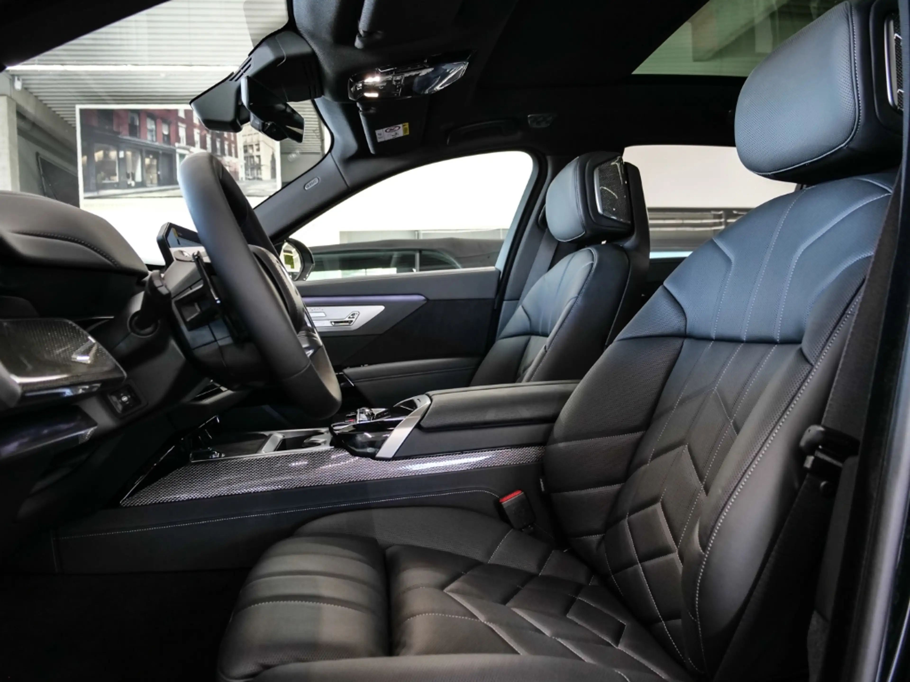 BMW 740 XDRIVE M Sport Pro LMR 22'' HUD Panorama Leder Sou — photo 11