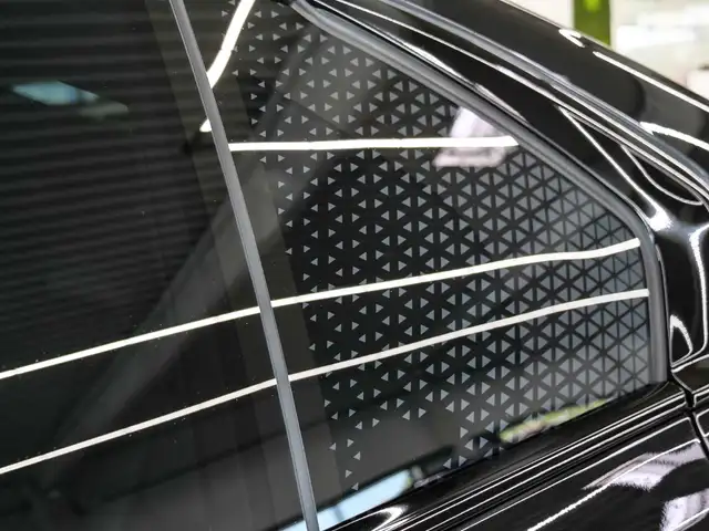 BMW 7 Series view 8