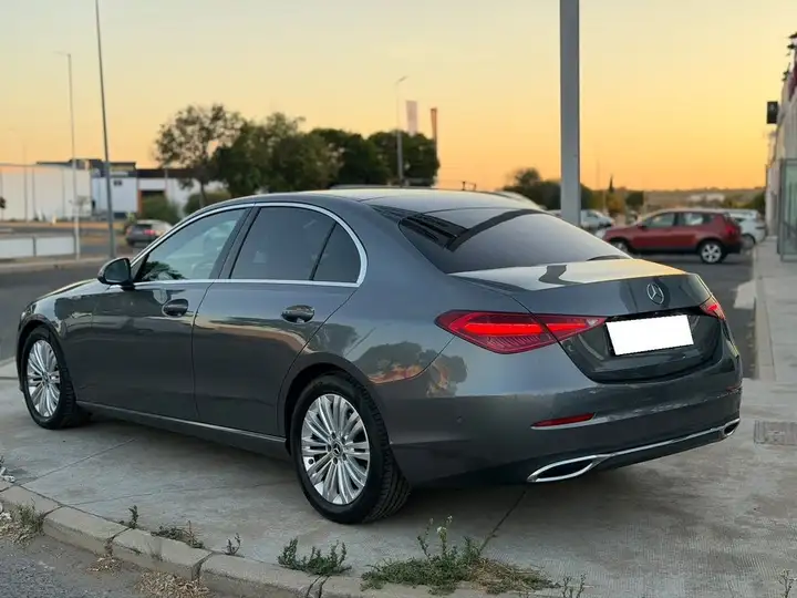 Mercedes-Benz Clase C 2022, foto 5