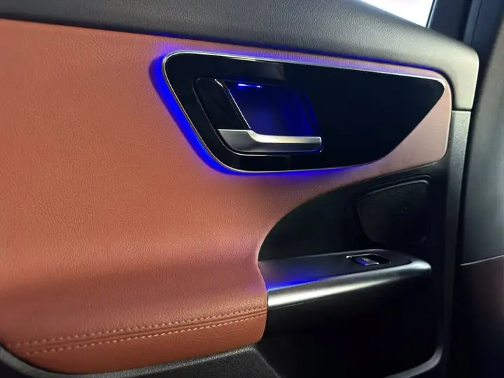 Mercedes-Benz Clase C 2022, foto 12