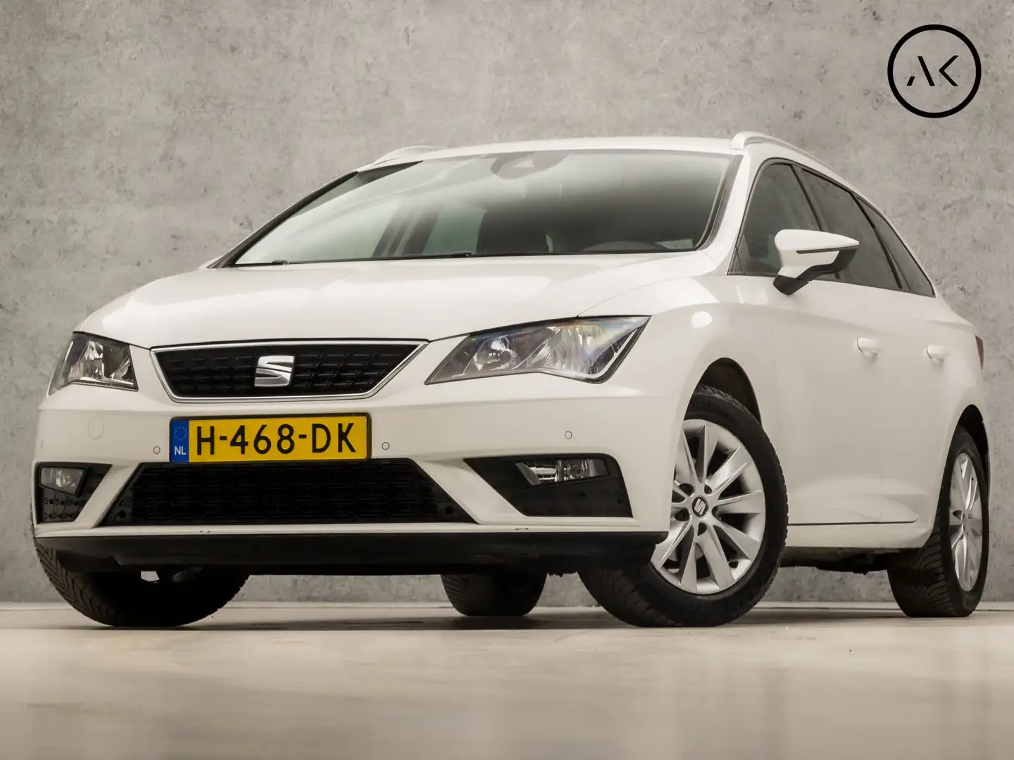 SEAT Leon ST 1.0 TSI Sport (APPLE CARPLAY, NAVIGATIE, CLIMAT Wit - 1