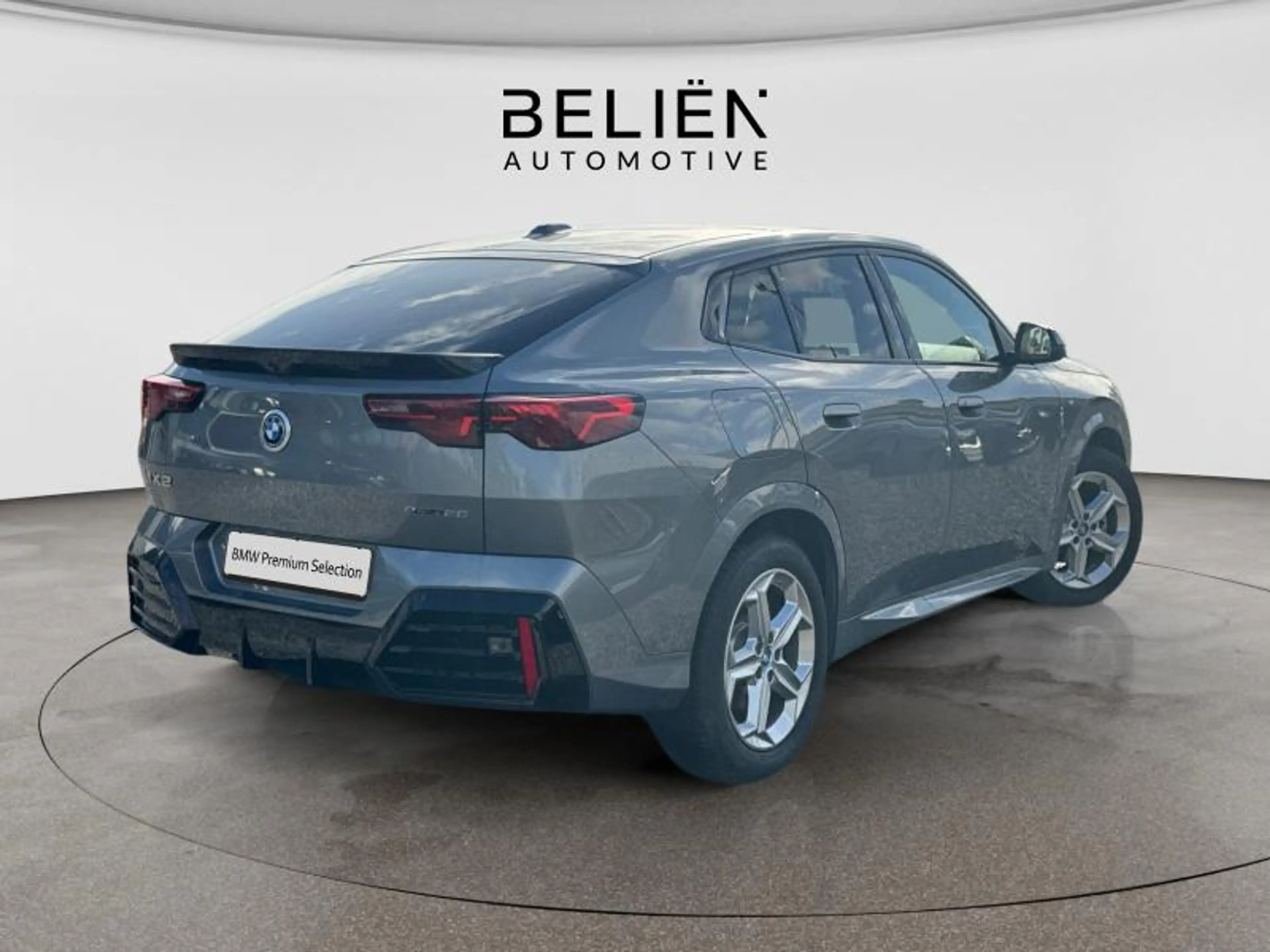 BMW iX2 M Sportpakket — photo 2