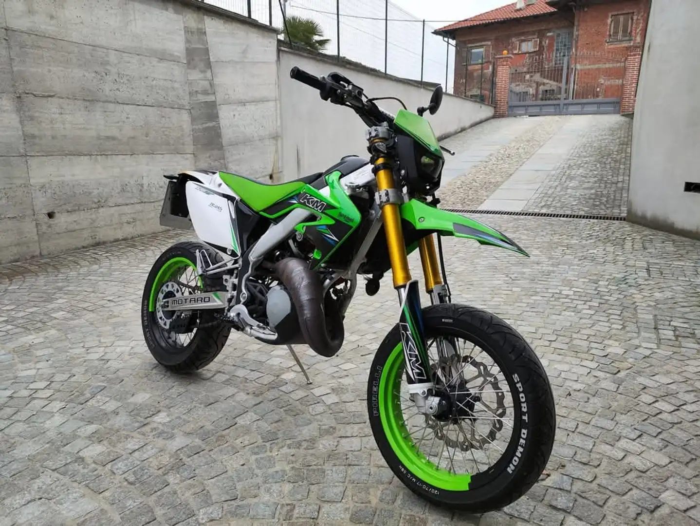 HM CRM Basic Allestimento Kawasaki Vert - 1