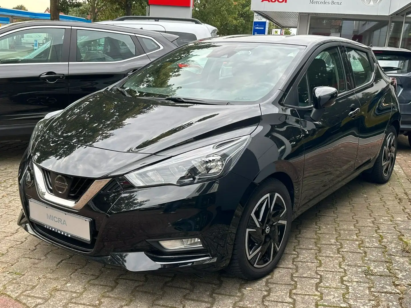 Nissan Micra 1.0 N-Way Schwarz - 1