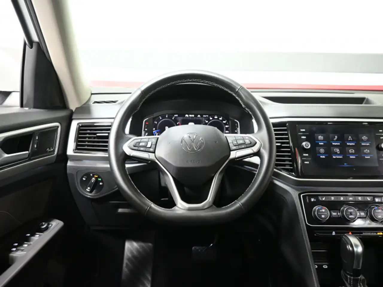 Volkswagen Atlas photo Volkswagen Atlas